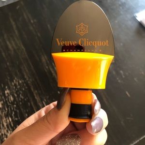 VEUVE CLICQUOT YELLOW CHAMPAGNE WINE  STOPPER